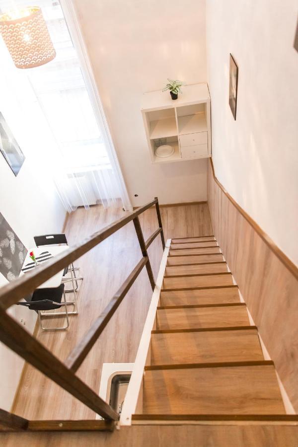 Modern Budget Lofts In The City Centre Budapest Exterior foto